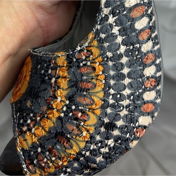 NEW Bolero by Summer Rio Woven Boho Peep Toe Stiletto Heels - Picture 10 of 12